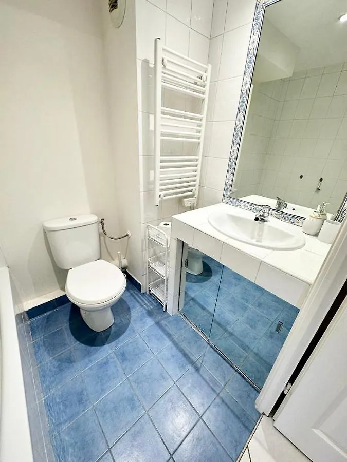 Apartment 1 Bedroom Plein Centre Juan Les Pins Antibes France